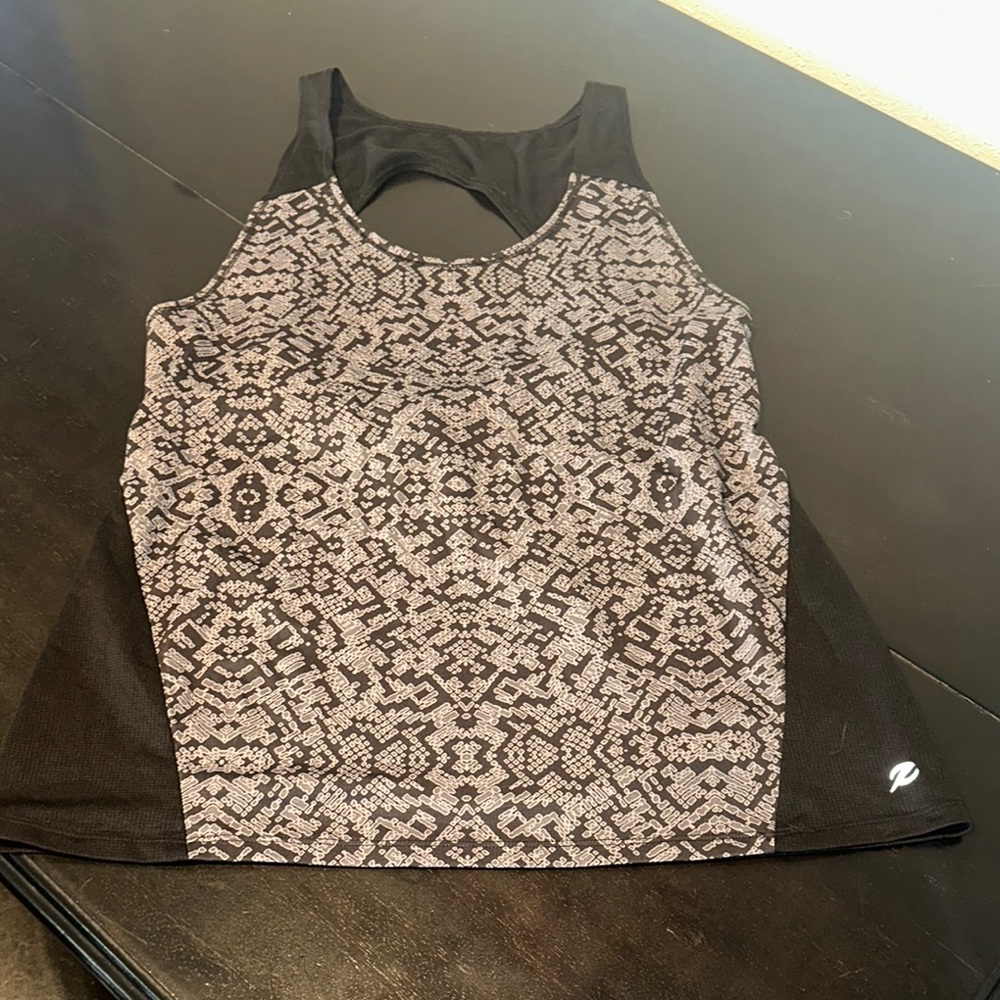 Patterned Black and Gray Women's Top